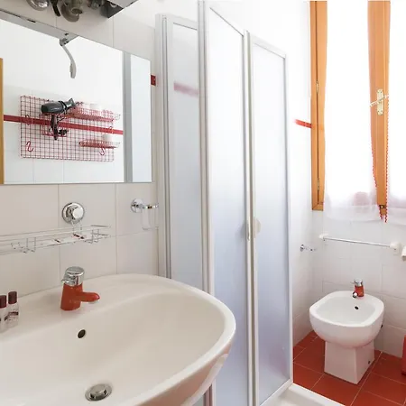 Ponte Del Megio Apartment