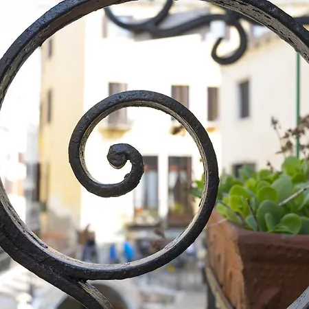 Ponte Del Megio Lägenhet *